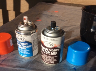 Spray paint: the kind of paint that can be sprayed.